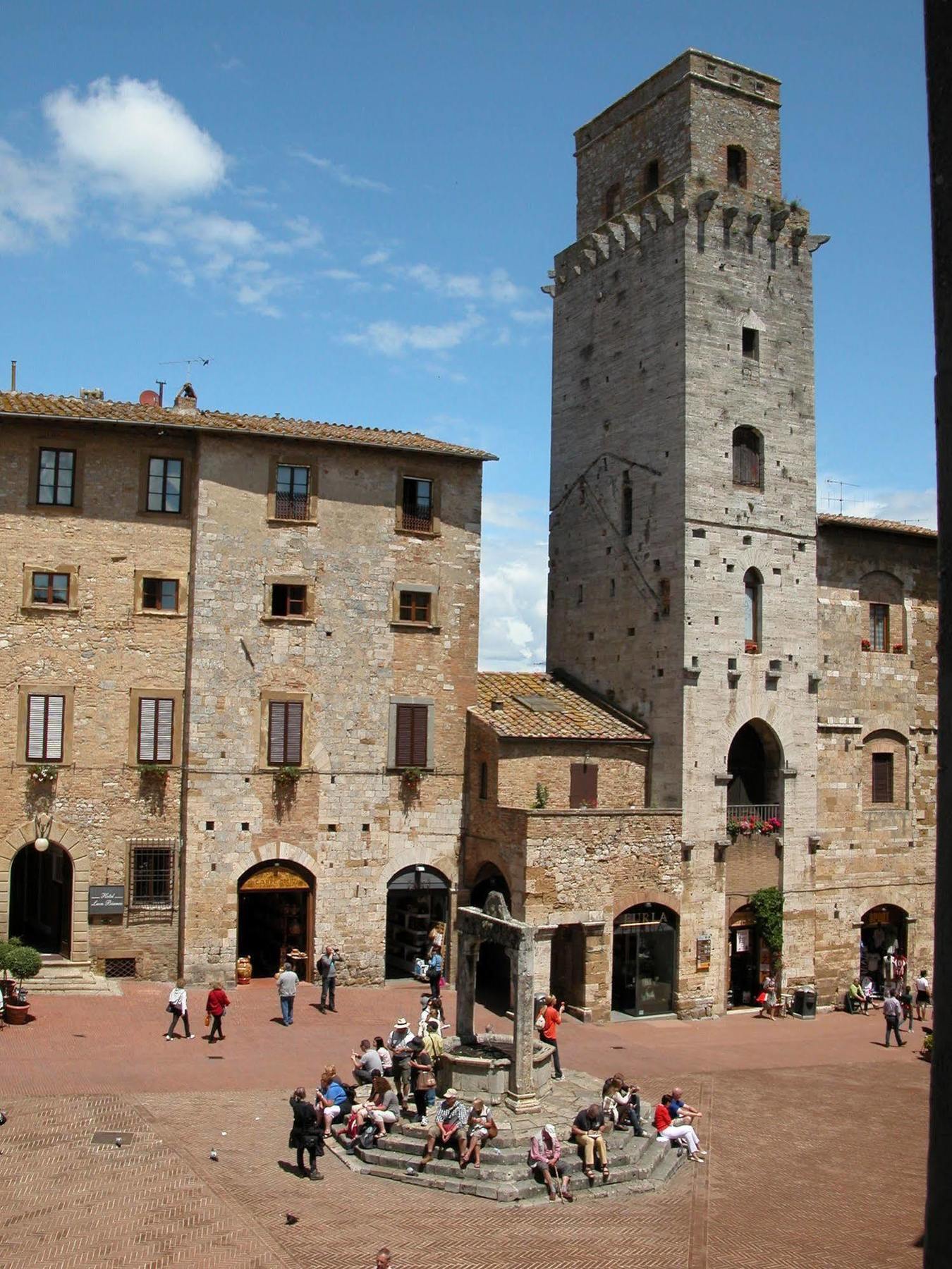 Hotel Al Pozzo Dei Desideri San Gimignano Exterior foto