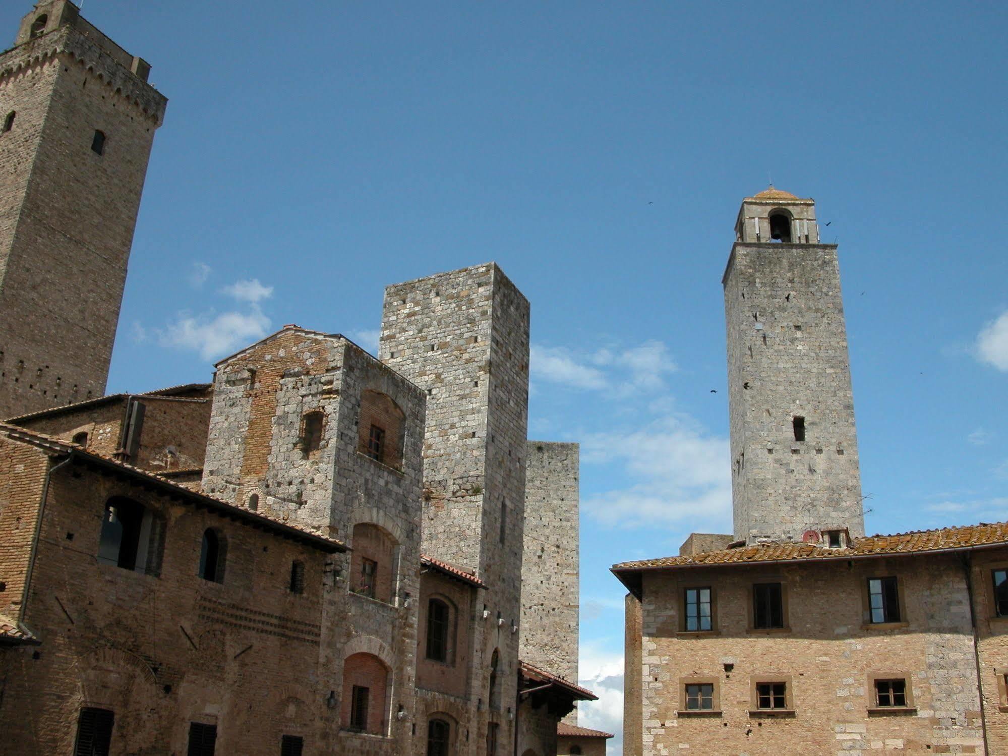 Hotel Al Pozzo Dei Desideri San Gimignano Exterior foto